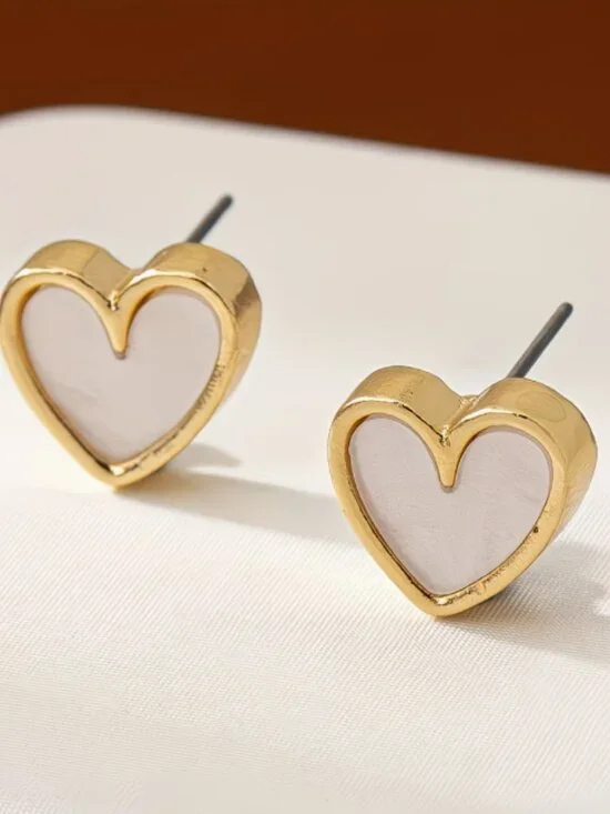 Assorted Heart Stud Earrings. - Picture 7 of 9